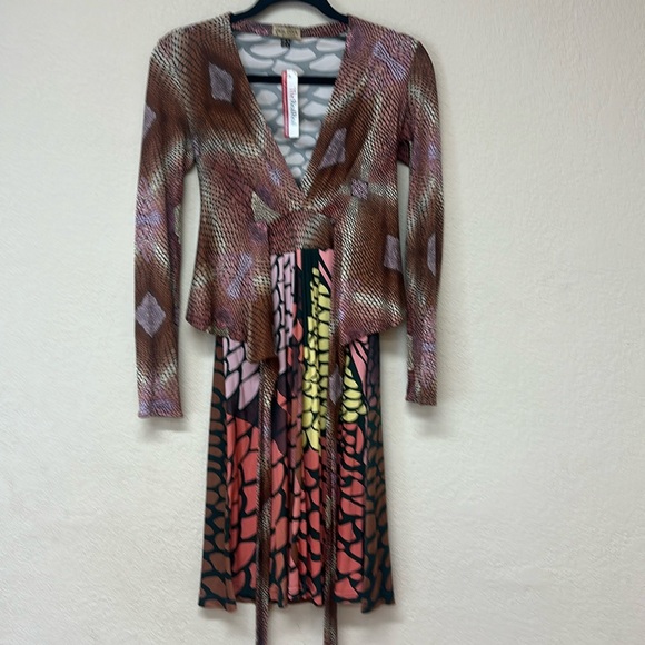 Issa London Dresses & Skirts - Issa London Brown and Pink Patterned Long Sleeve Dress